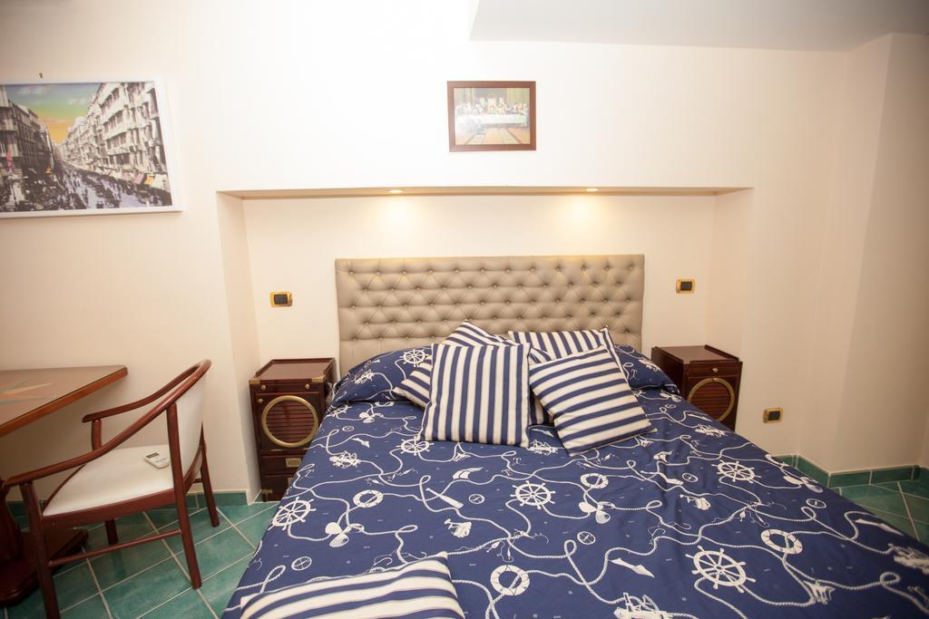 Hotel Ausonia Napoli Eksteriør billede