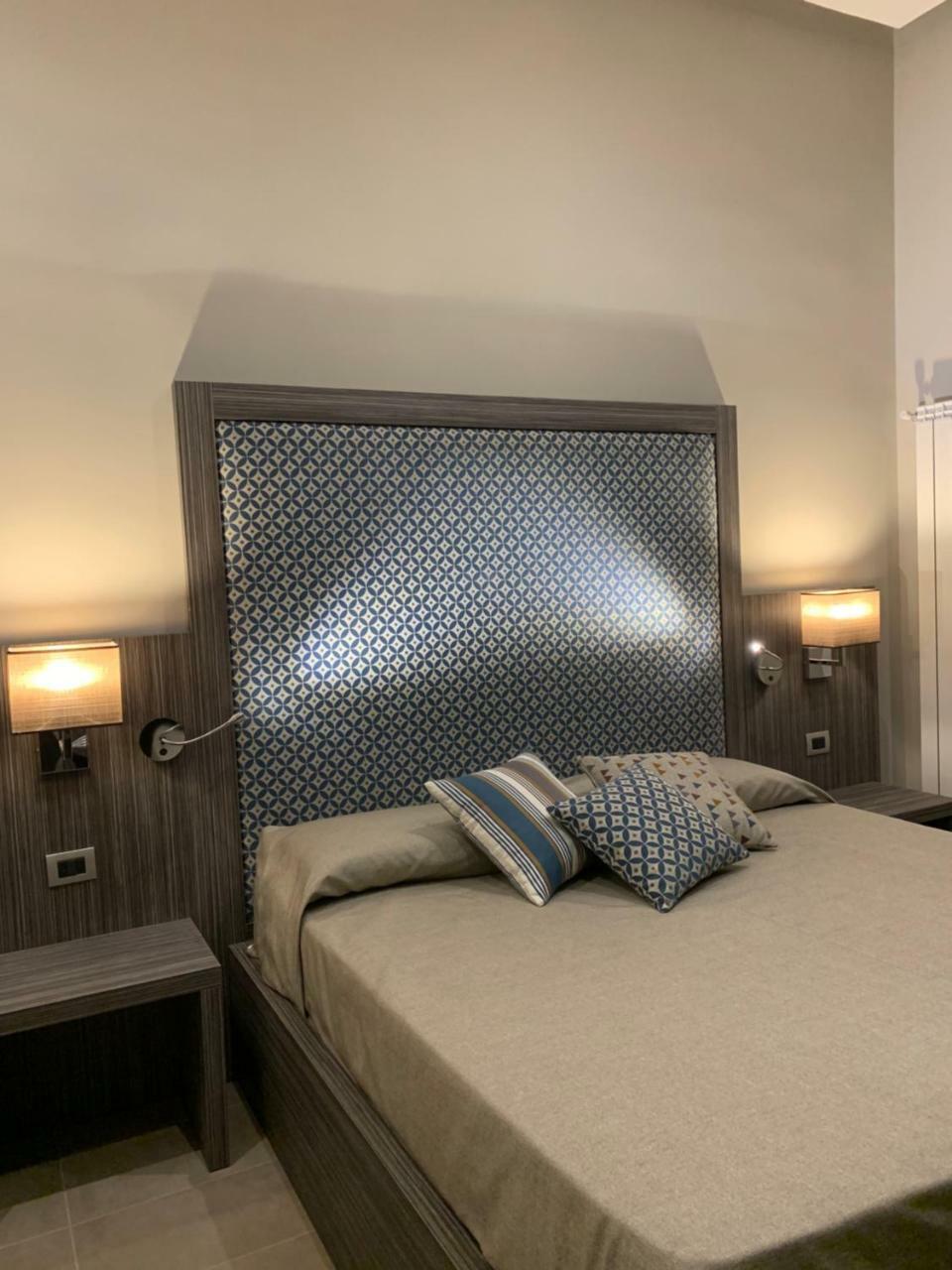Hotel Ausonia Napoli Eksteriør billede
