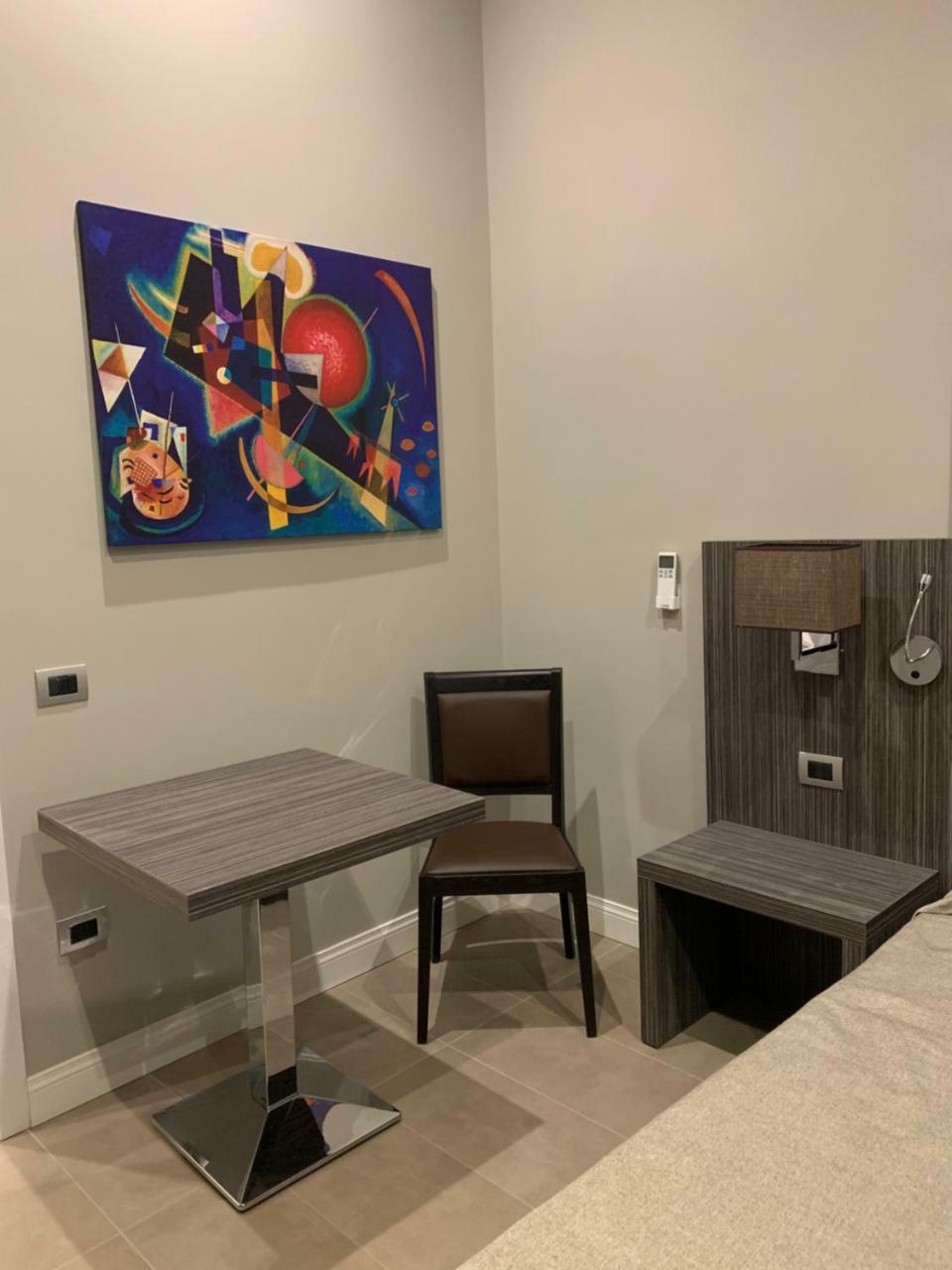 Hotel Ausonia Napoli Eksteriør billede