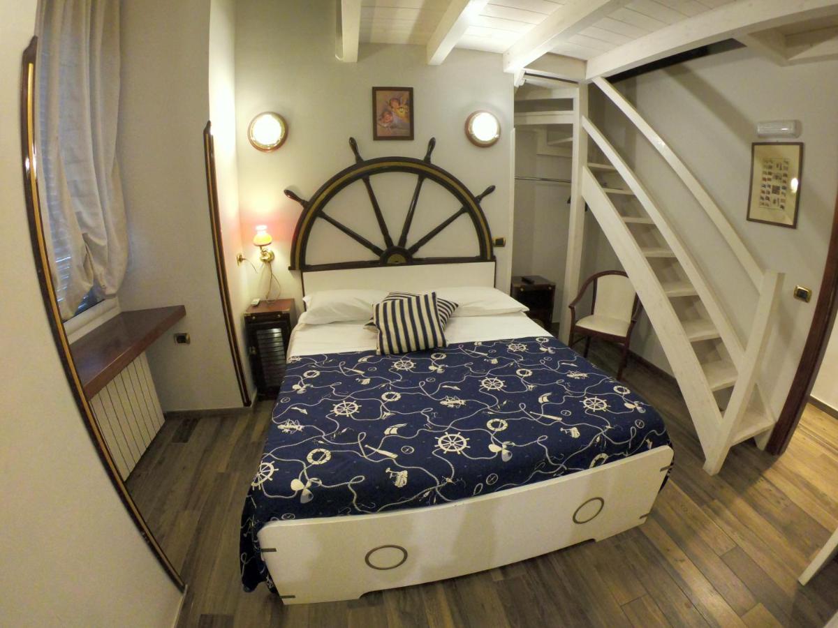 Hotel Ausonia Napoli Eksteriør billede